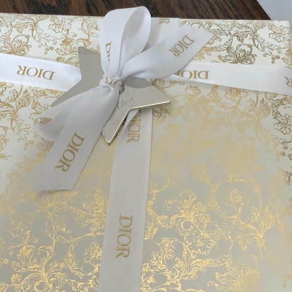 CHRISTIAN DIOR
Star Bag Charm - Picture 4 of 4